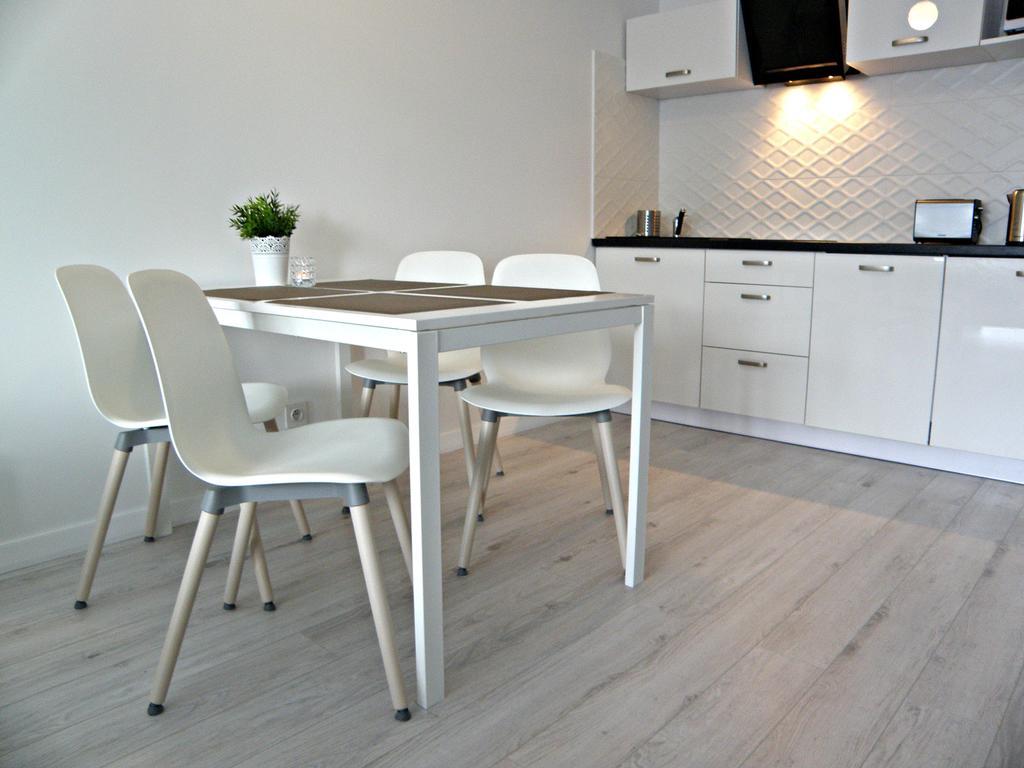 Apartament Sweet Home Pogorzelica Bagian luar foto